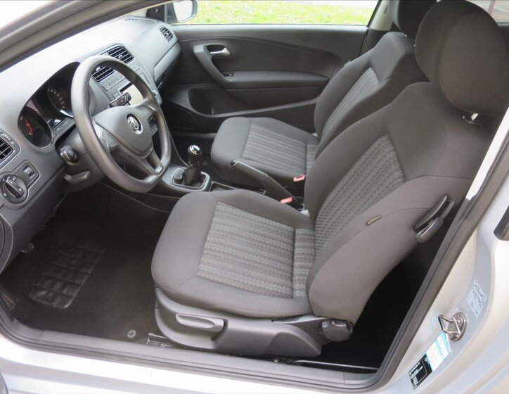 Volkswagen Polo Hatchback 999,0 44 kw