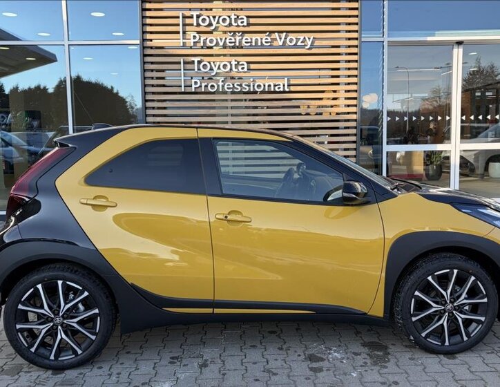 Toyota Aygo Hatchback 1,5 l 85 kw