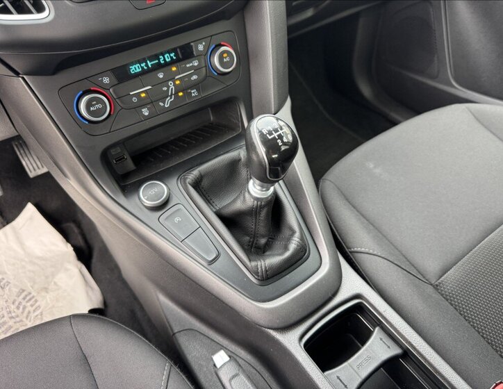 Ford Focus Hatchback 1,5 l 77 kw