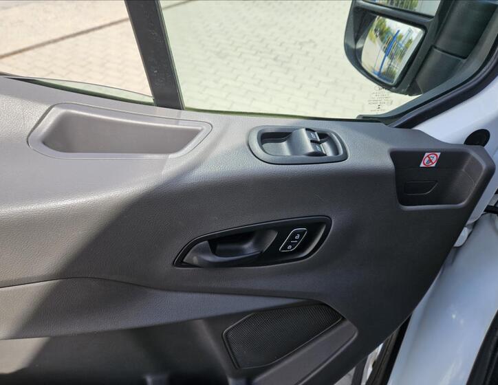 Ford Transit 10