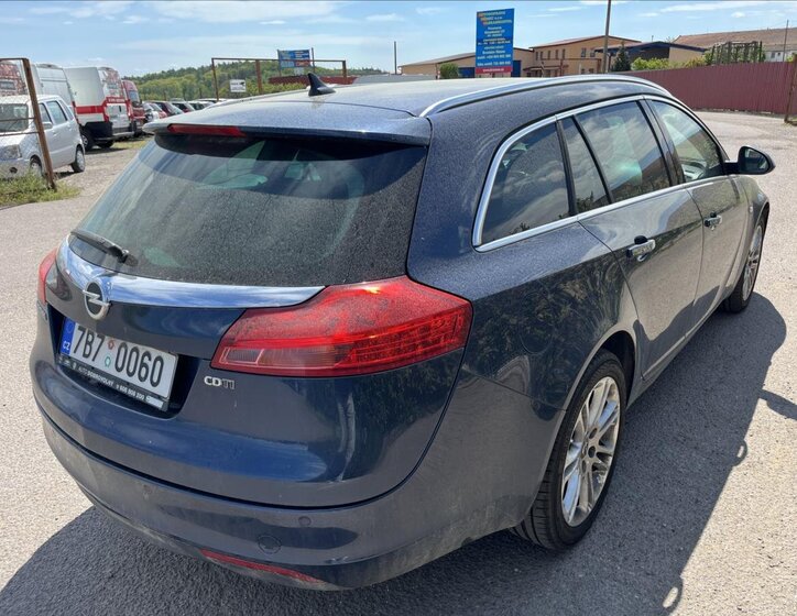 Opel Insignia Kombi 2,0 l 118 kw