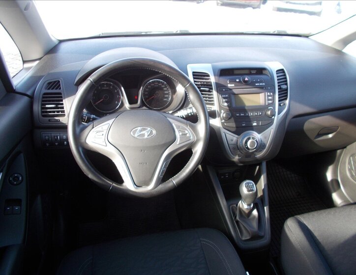 Hyundai ix20 MPV 1,6 l 91 kw