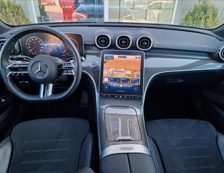 Mercedes-Benz Třídy C Sedan / Limuzína 2,0 l 147 kw
