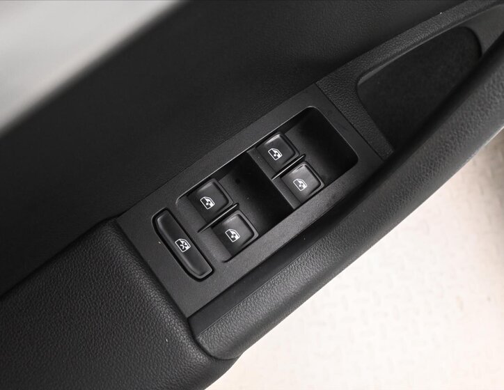 Škoda Octavia Kombi 1,6 l 77 kw