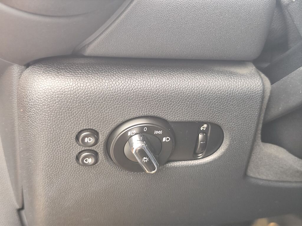 Mini Cooper Hatchback 1,5 l 100 kw