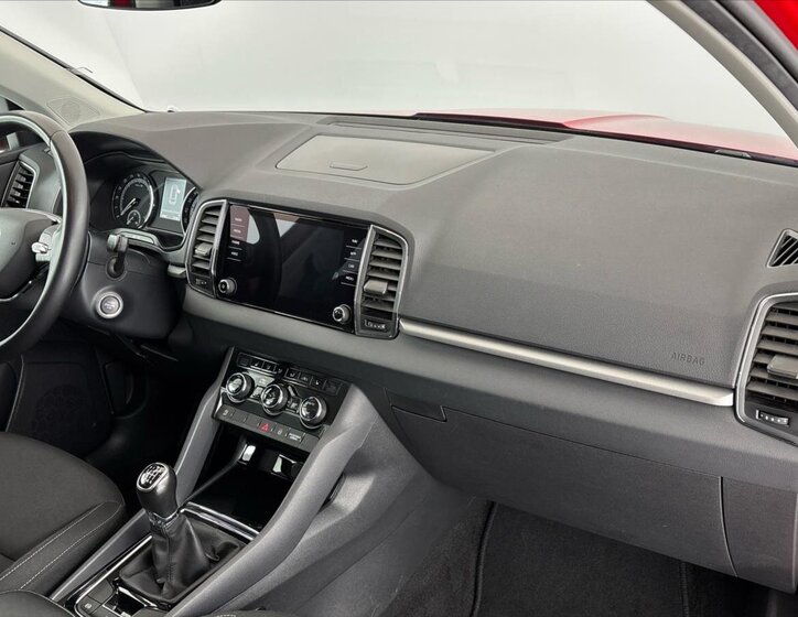 Škoda Karoq SUV / Terénní 2,0 l 85 kw