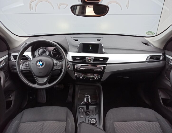 BMW X1 16