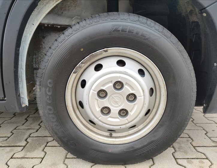 Opel Movano Skříň 2,2 l 121 kw