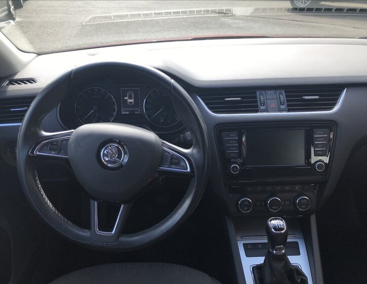 Škoda Octavia Sedan / Limuzína 2,0 l 110 kw