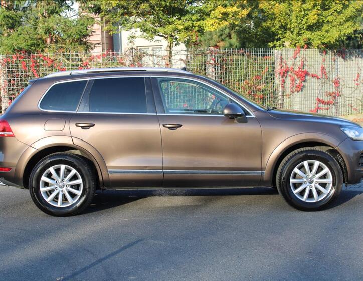 Volkswagen Touareg 7