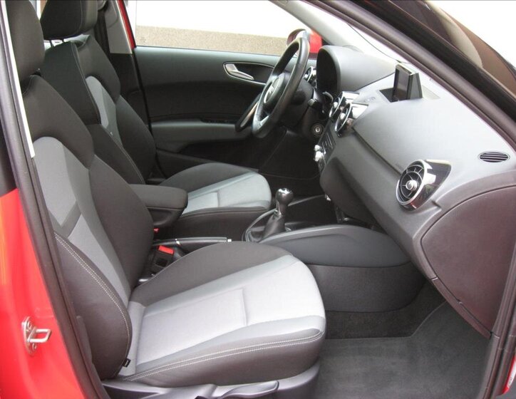 Audi A1 Hatchback 999,0 60 kw