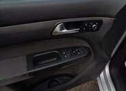 Volkswagen Touran Kombi 1,4 l 110 kw