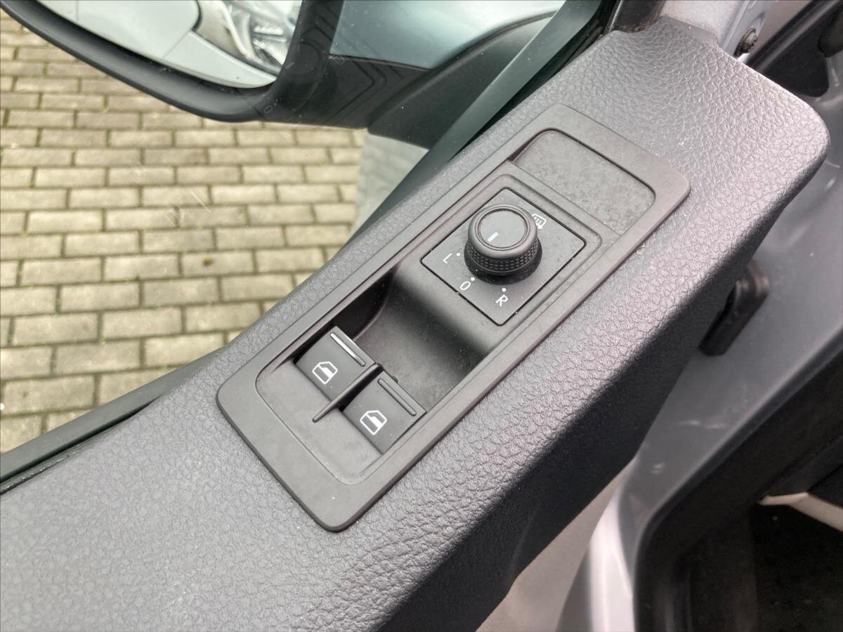 Volkswagen Transporter Kombi 2,0 l 110 kw