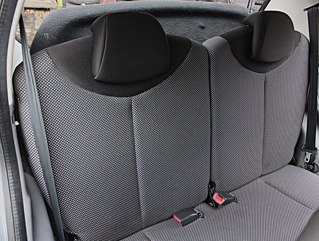 Toyota Aygo Hatchback 998,0 50 kw