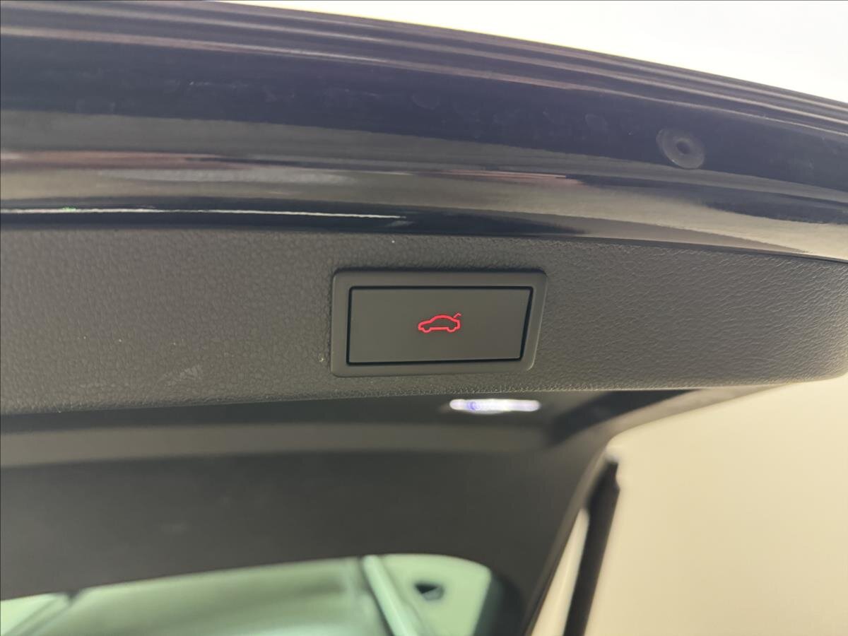 Škoda Superb Kombi 2,0 l 110 kw