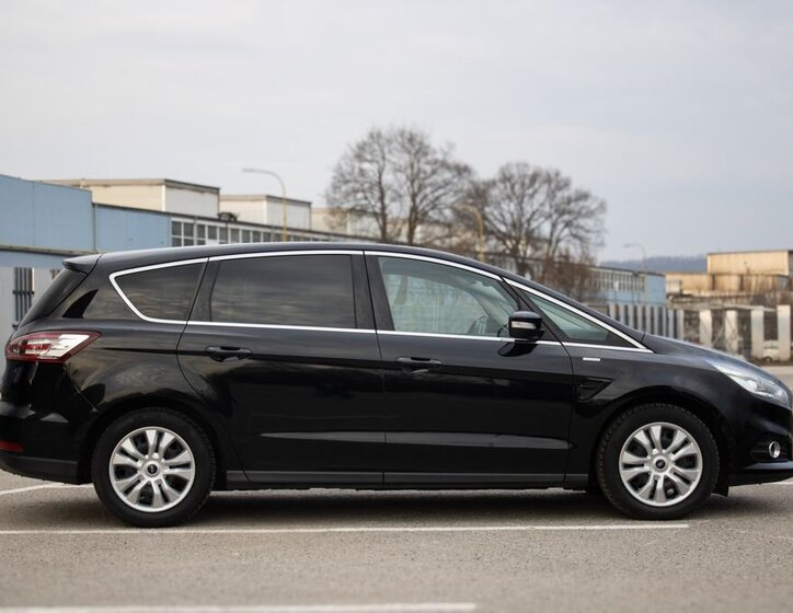 Ford S-MAX MPV 2,0 l 110 kw