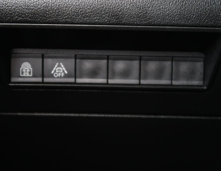 Peugeot Rifter MPV 1,5 l 96 kw