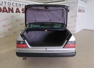 Mercedes-Benz 124 Kupé 3,0 l 162 kw