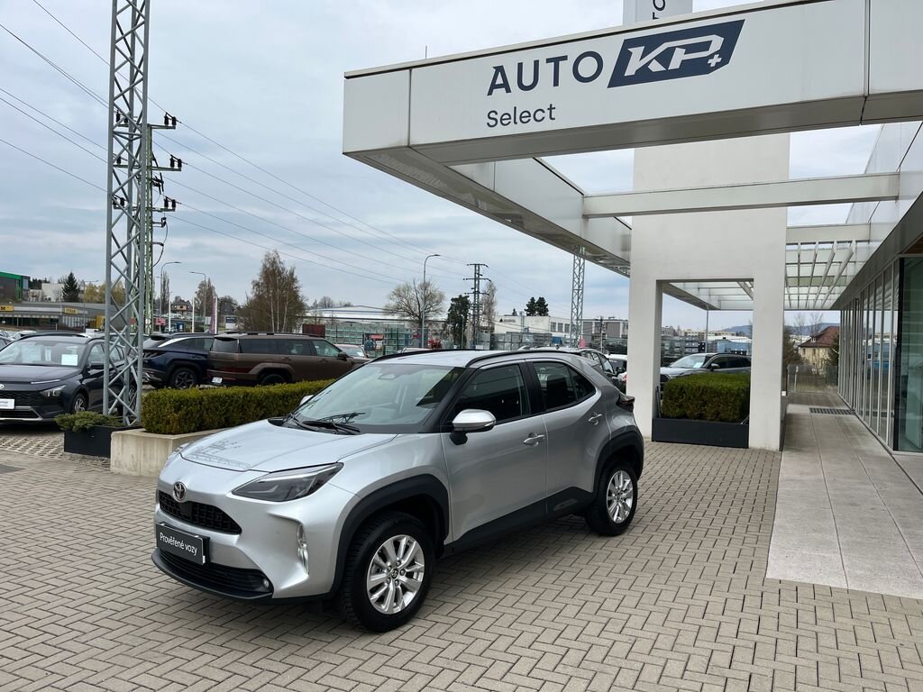 Toyota Yaris Cross SUV / Terénní 1,5 l 68 kw
