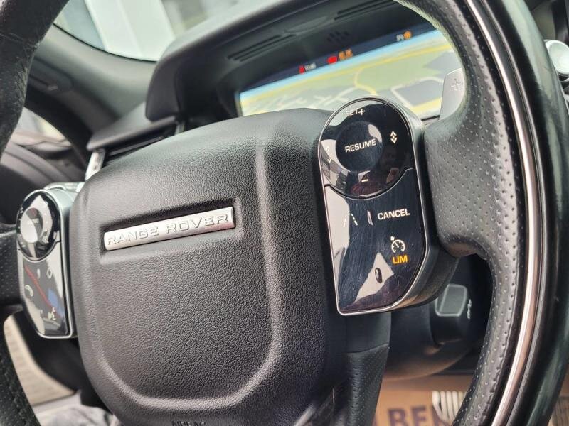 Land Rover Range Rover Velar SUV 3,0 l 221 kw