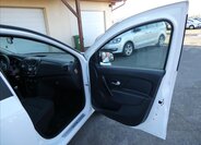 Dacia Sandero 24