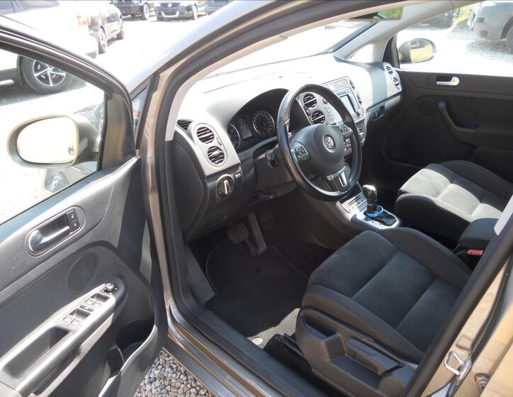 Volkswagen Golf Plus 11