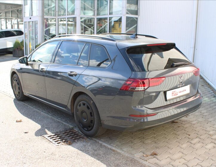 Volkswagen Golf Kombi 2,0 l 85 kw