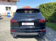 Porsche Cayenne SUV 3,0 l 184 kw