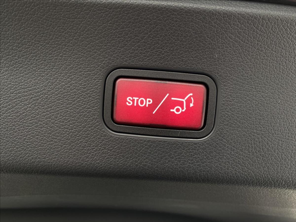 Mercedes-Benz GLC SUV 2,0 l 145 kw