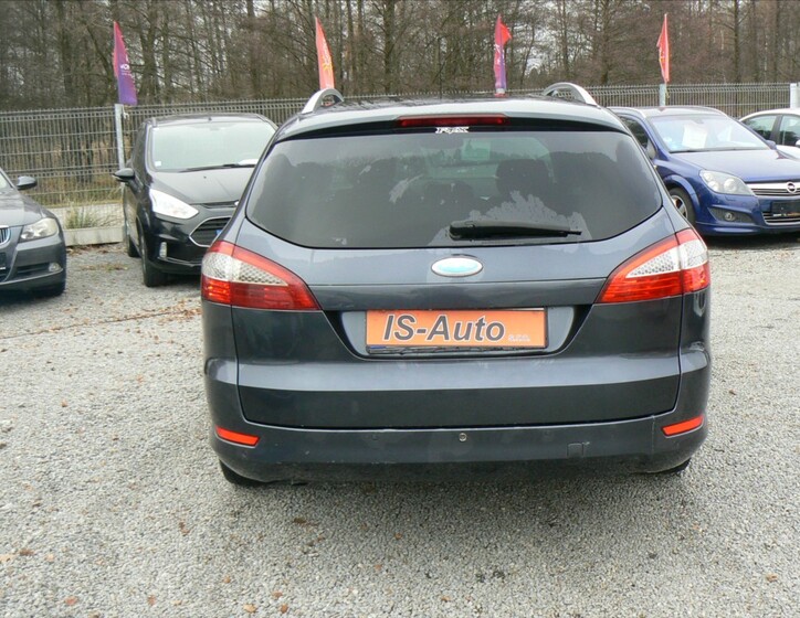 Ford Mondeo 8