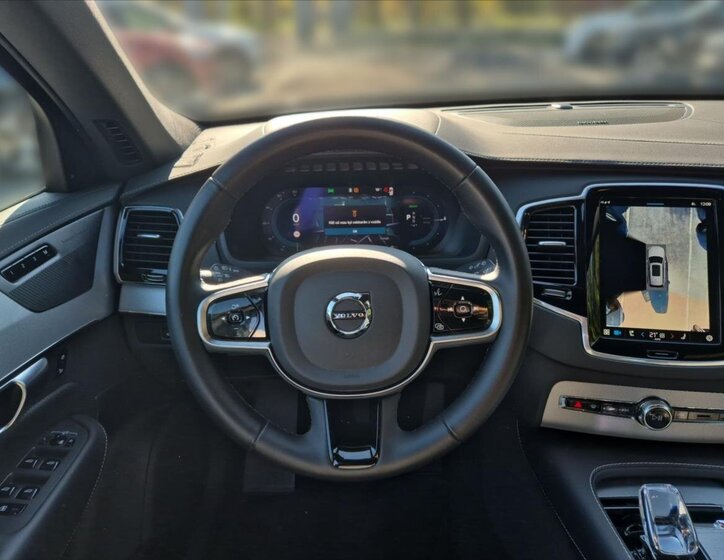 Volvo XC90 8