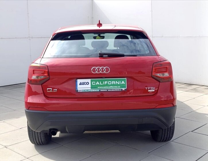 Audi Q2 SUV / Terénní 999,0 85 kw