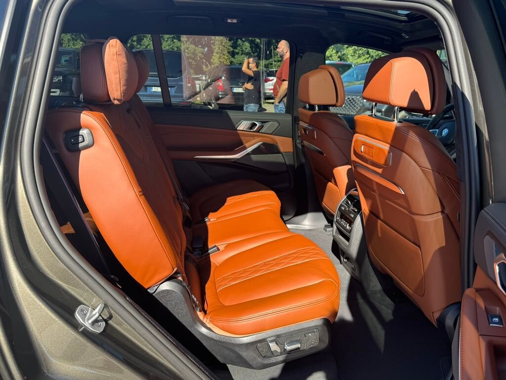 BMW X7 SUV / Terénní 3,0 l 250 kw