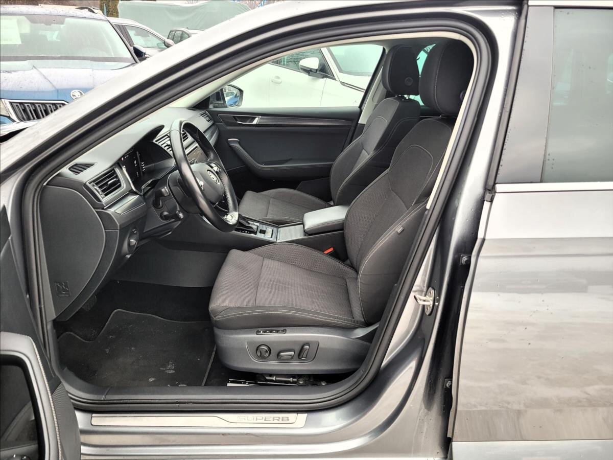 Škoda Superb