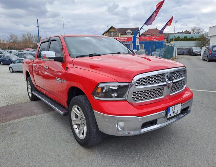 Dodge RAM 1500 2