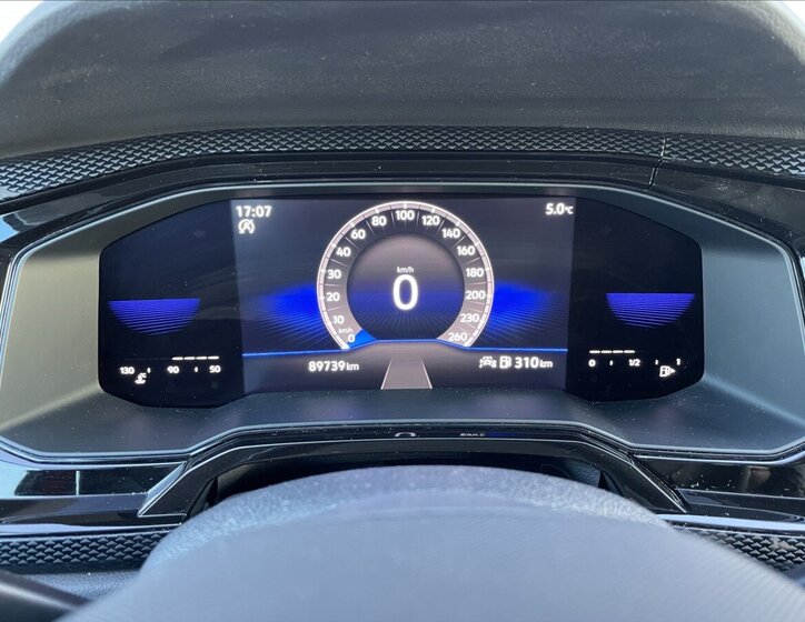 Volkswagen Polo Hatchback 999,0 70 kw