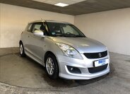 Suzuki Swift 1