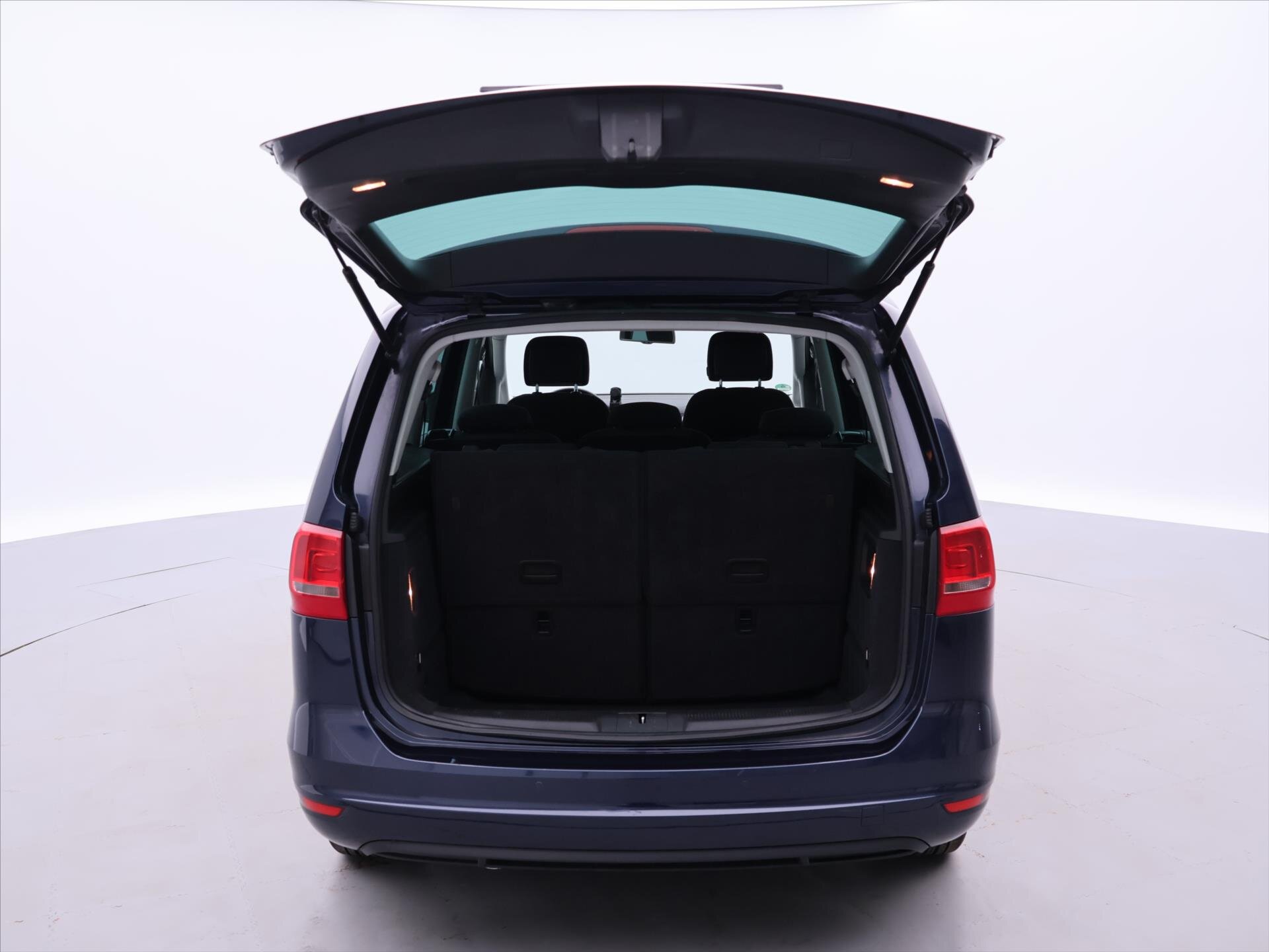 Volkswagen Sharan MPV 2,0 l 103 kw