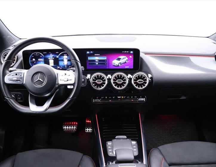 Mercedes-Benz GLA 38