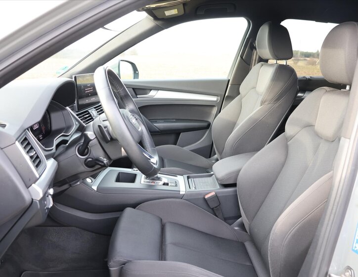 Audi Q5 SUV / Terénní 2,0 l 150 kw