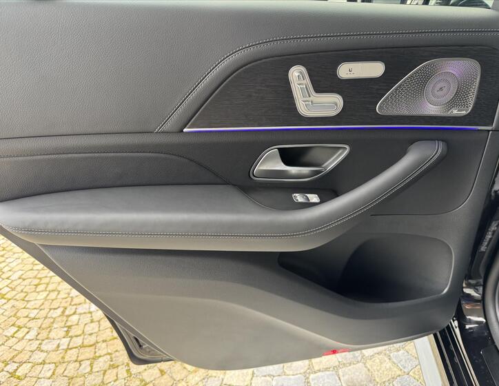 Mercedes-Benz GLS 32