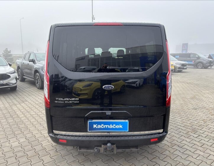 Ford Tourneo Custom Kombi 2,0 l 125 kw