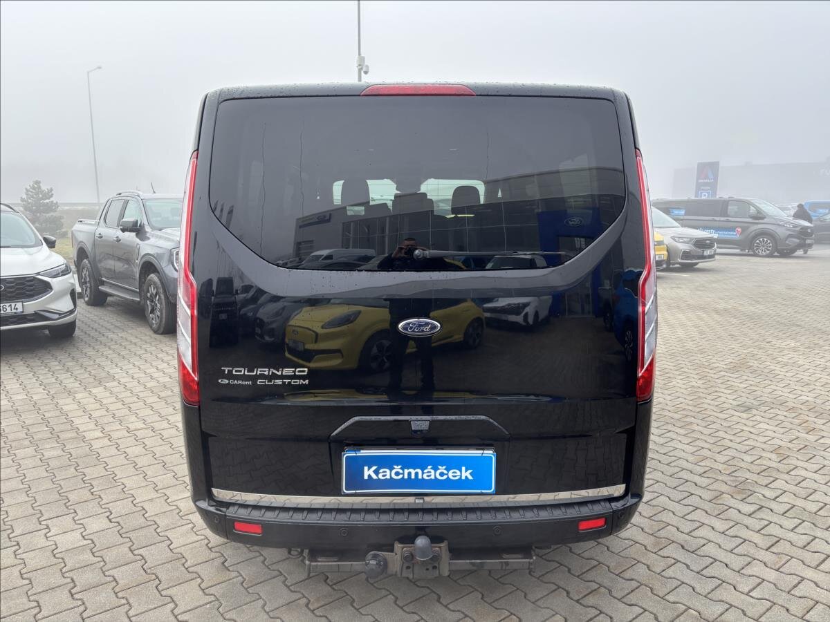 Ford Tourneo Custom Kombi 2,0 l 125 kw