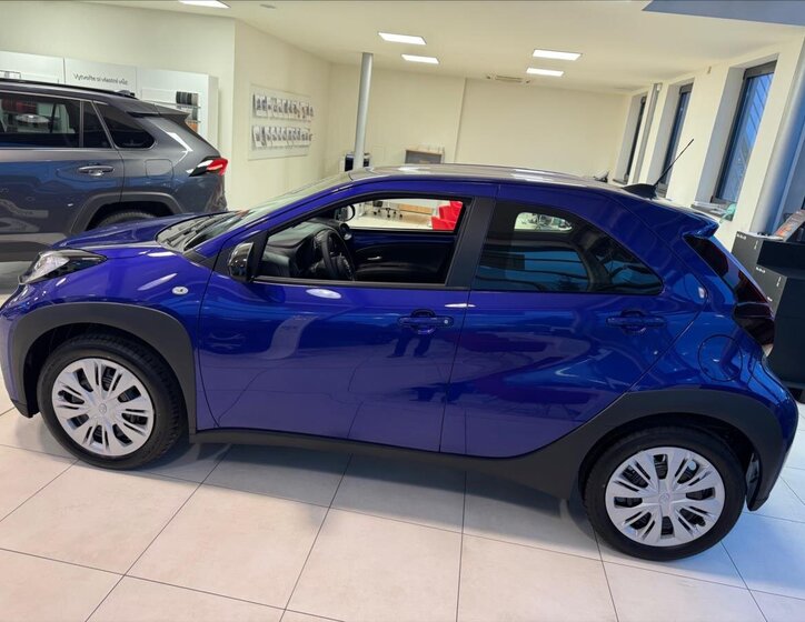 Toyota Aygo 8