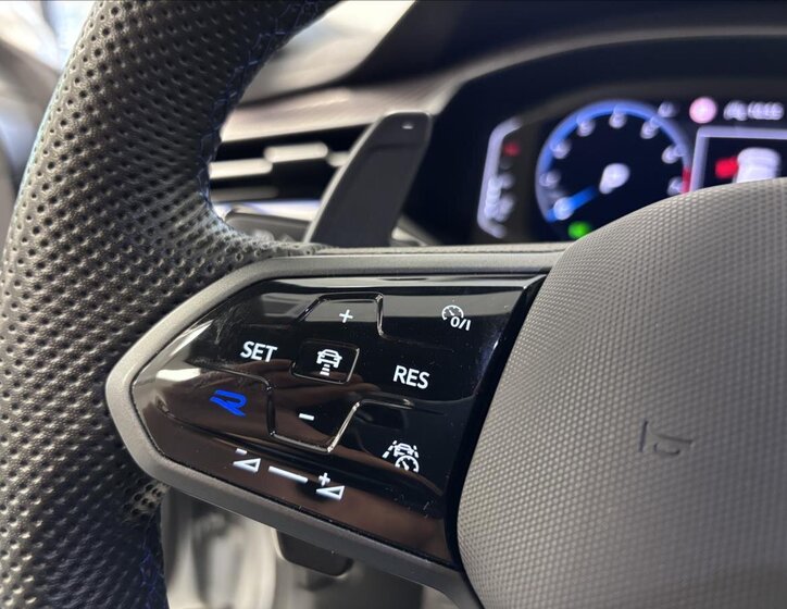 Volkswagen Arteon Kombi 2,0 l 235 kw