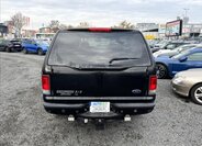 Ford Excursion SUV 6,0 l 239 kw