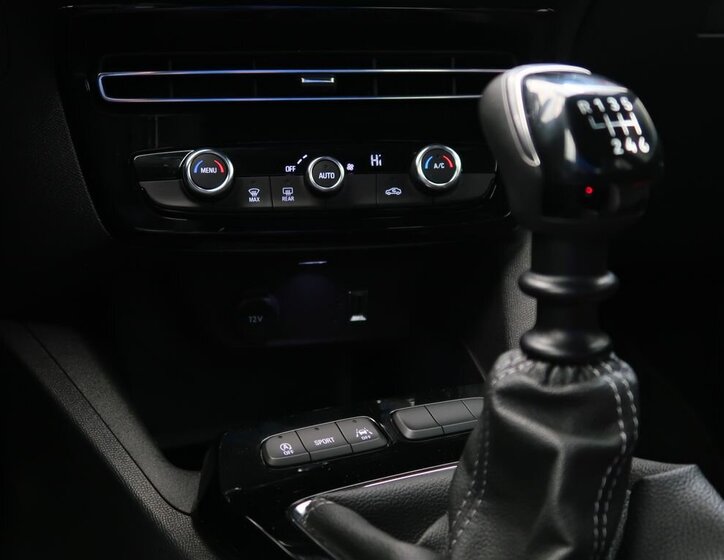 Opel Mokka SUV 1,2 l 74 kw