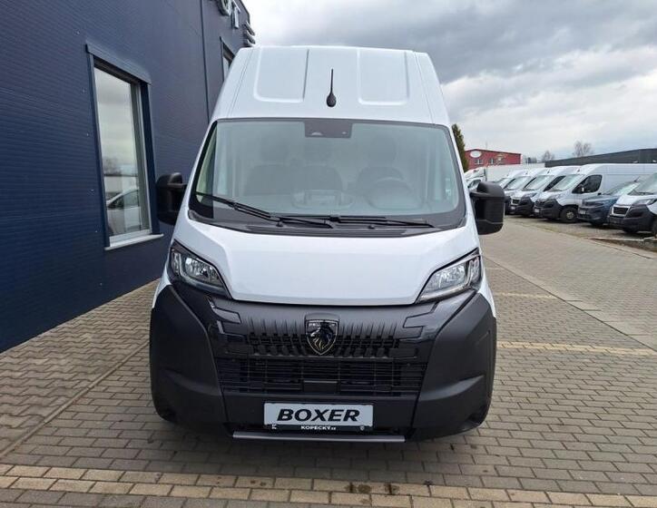 Peugeot Boxer 8