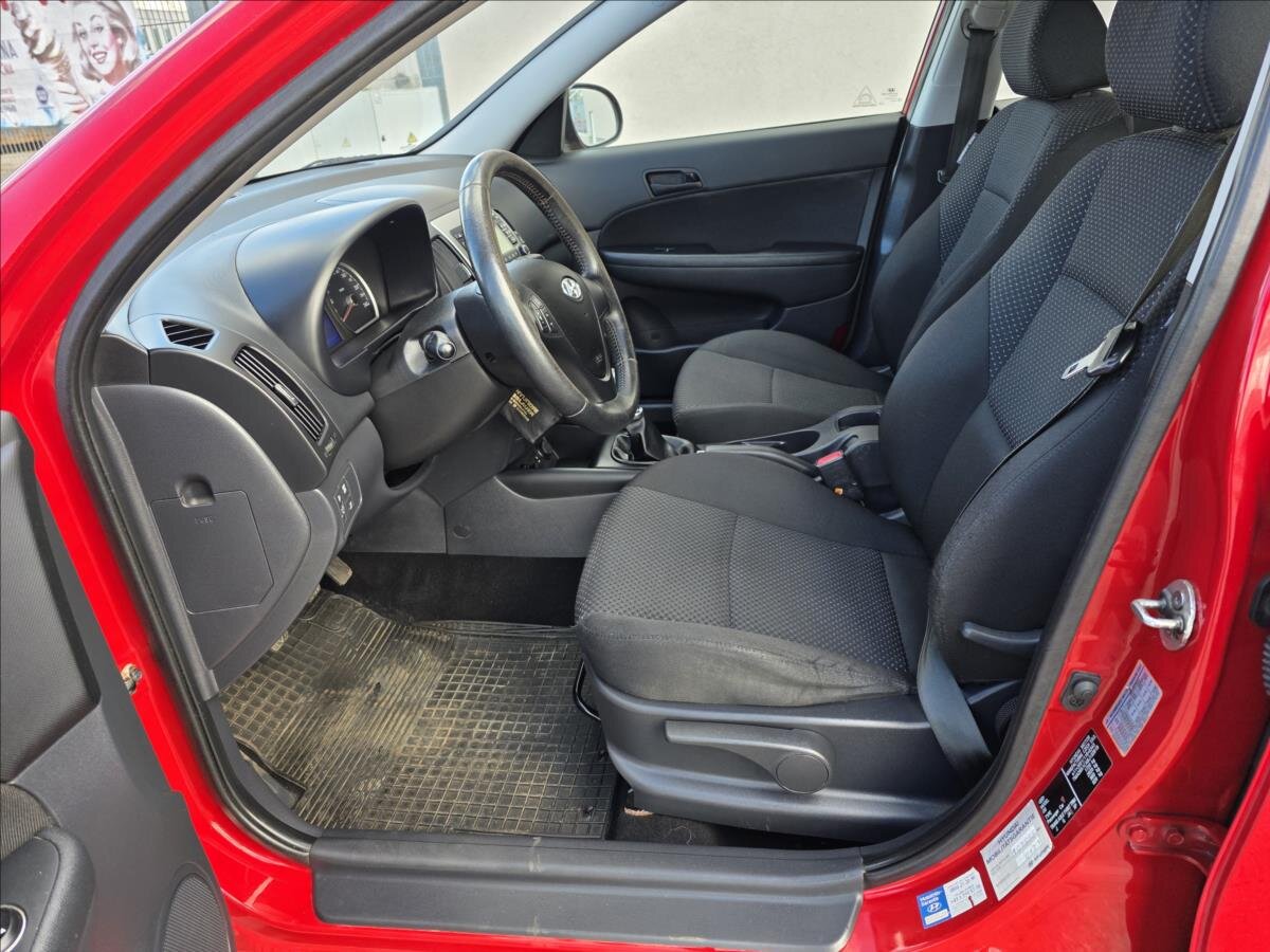 Hyundai i30 Hatchback 1,4 l 77 kw