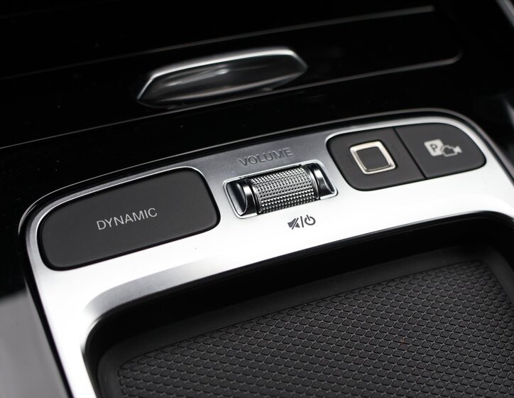 Mercedes-Benz GLB 38